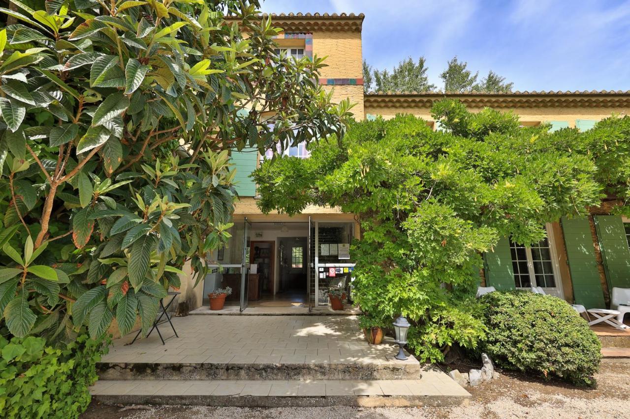 Logis Hôtel Castel Mouisson Barbentane Exterior foto